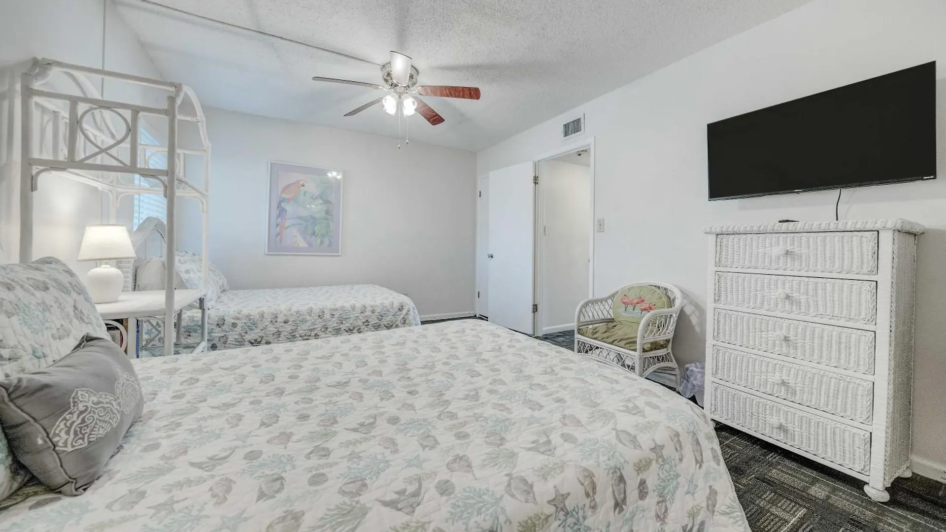New Balcony At The Shores 101! Beach Front Townhouse! Gulf View Property! Panama City Beach USA